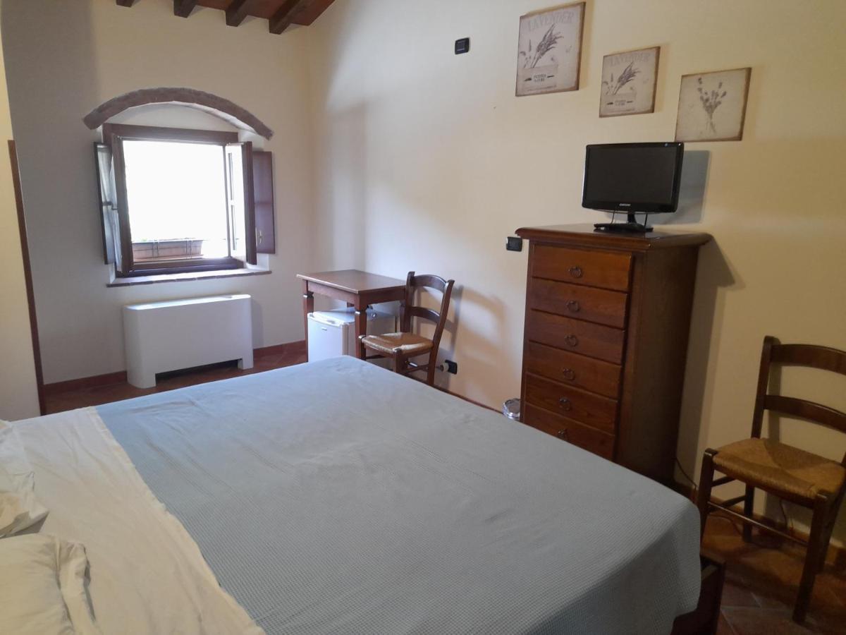 Poggio Desto Bed & Breakfast Quarrata Bagian luar foto
